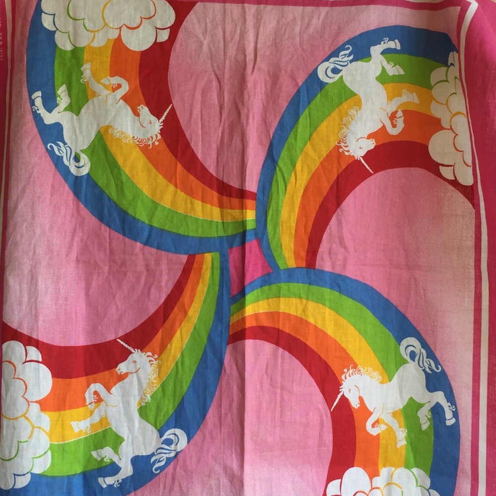 🚫SOLD🚫Vintage 1980's Rainbow Unicorn Bandana